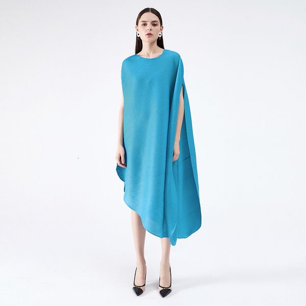 2021 new pleated summer round neck asymmetrical oval oversized sleeveless long women aesthetic designer clothes rugu, Black;gray
2021 new pleated summer round neck asymmetrical oval oversized sleeveless long women aesthetic designer clothes rugu, Black;gray