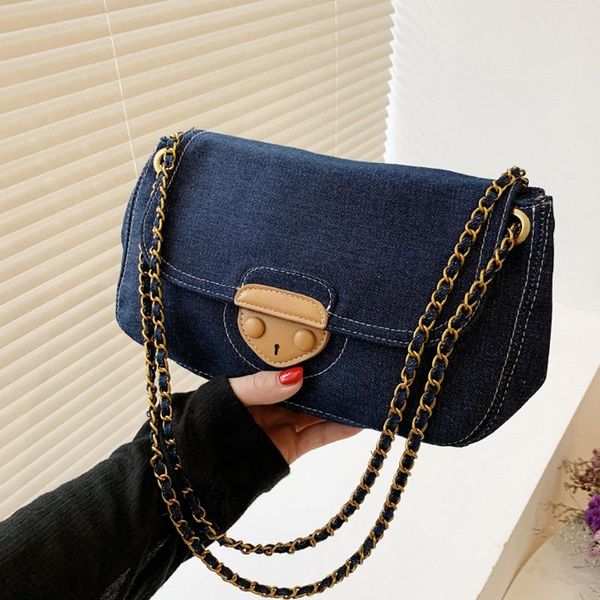 evening bags woman luxury nylon chain shoulder bag fashion trend crossbody simple solid color lock handbag large capacity shopping
evening bags woman luxury nylon chain shoulder bag fashion trend crossbody simple solid color lock handbag large capacity shopping