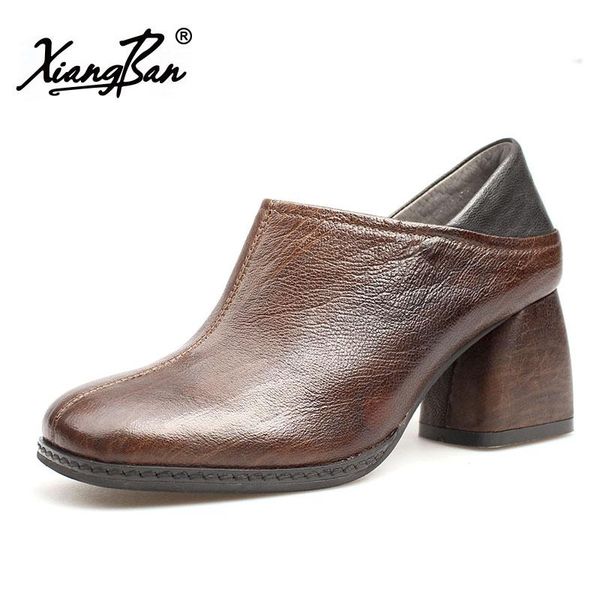 dress shoes 2021 handmade women high heel pumps genuine leather retro commuter deep mouth square head heels, Black
dress shoes 2021 handmade women high heel pumps genuine leather retro commuter deep mouth square head heels, Black