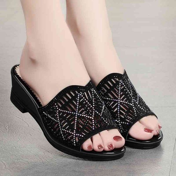 sandals fashion hollow out crystal women slippers 2021 wedges square heels platform slides woman peep toe beach 2ye2, Black
sandals fashion hollow out crystal women slippers 2021 wedges square heels platform slides woman peep toe beach 2ye2, Black