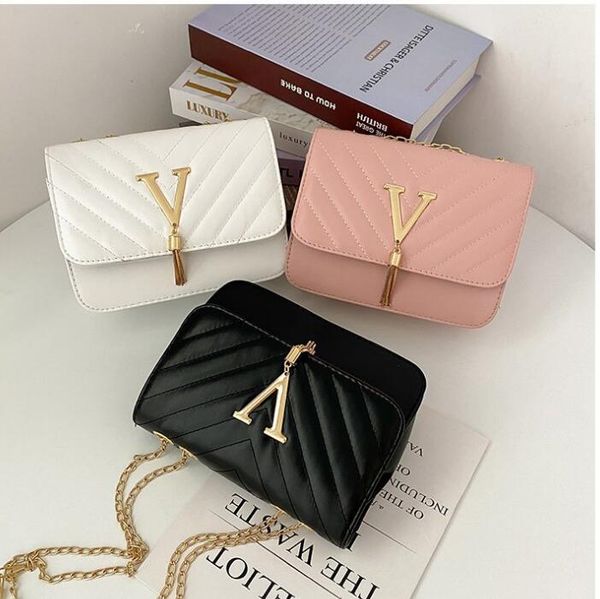 classic 2021 good quality shoulder bags pu leather handbags girl fashion women cross body 3 color chain crossbody tassel totes bag handbag
classic 2021 good quality shoulder bags pu leather handbags girl fashion women cross body 3 color chain crossbody tassel totes bag handbag