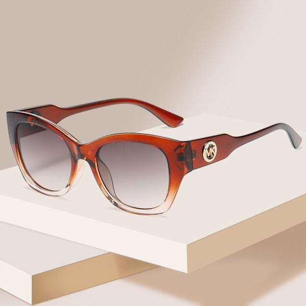 sunglasses fashion retro cat's eye for couples personality street shooting european and american 2021 style, White;black
sunglasses fashion retro cat's eye for couples personality street shooting european and american 2021 style, White;black