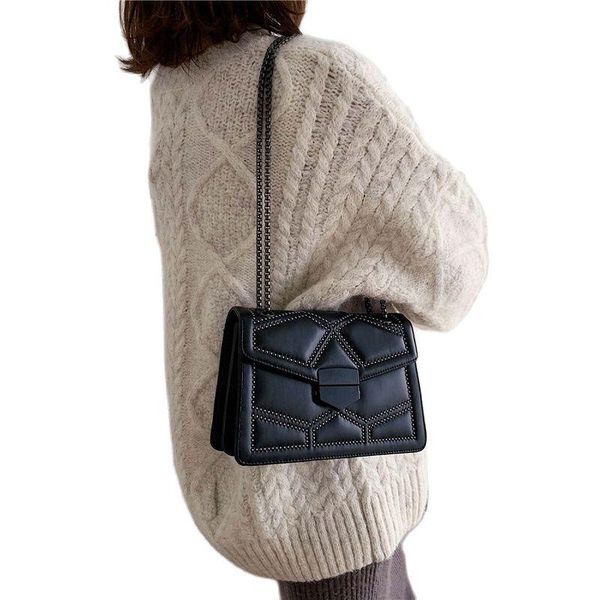 evening bags rivet chain brand designer pu leather crossbody for women 2021 simple fashion shoulder bag lady luxury small handbags
evening bags rivet chain brand designer pu leather crossbody for women 2021 simple fashion shoulder bag lady luxury small handbags