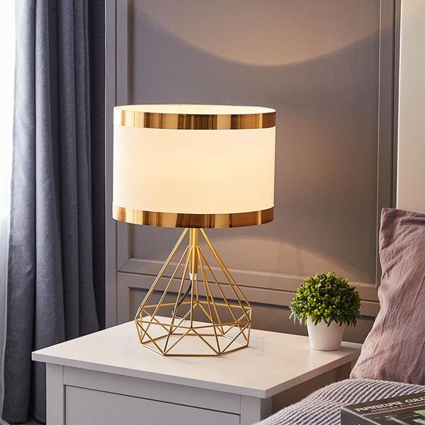 xiright modern light luxury golden iron table lamp for bedroom bedside lamp living room study night home decoration simple
xiright modern light luxury golden iron table lamp for bedroom bedside lamp living room study night home decoration simple