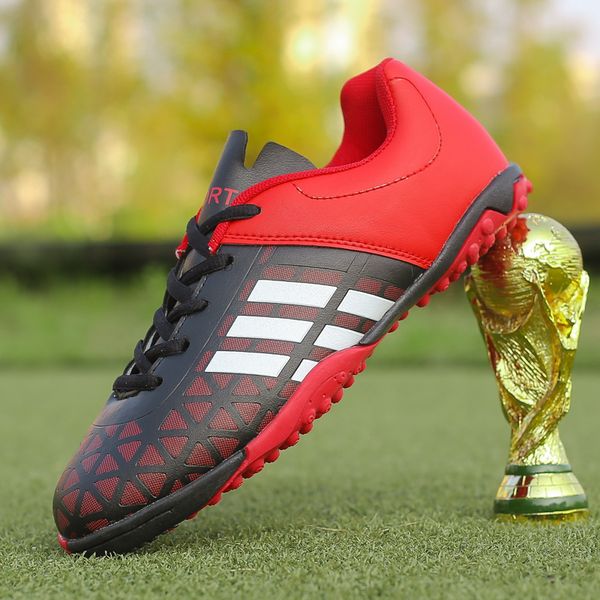 classic mens childrens football sports shoes turf football futsal football shoes comfortable non-slip size 31-43#
classic mens childrens football sports shoes turf football futsal football shoes comfortable non-slip size 31-43#