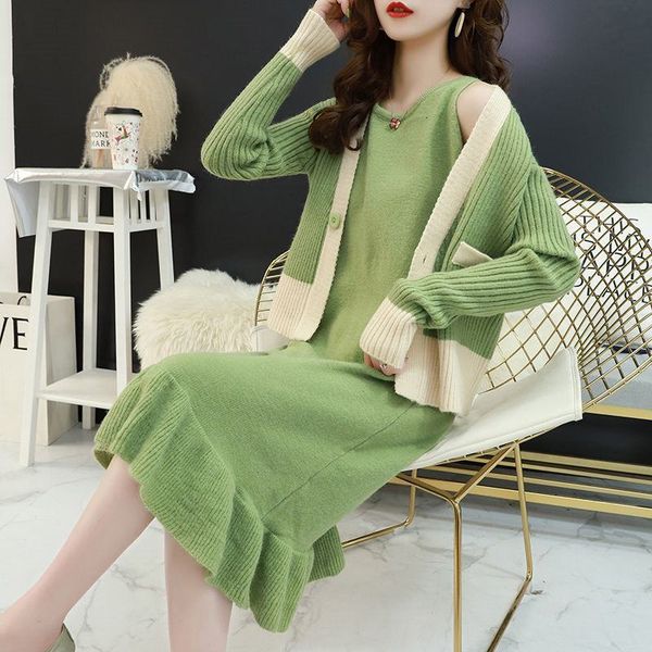 2021 new women autumn knitted two piece v-neck patchwork cardigan + vest set female tricot suit ensemble femme z34z8bv, Black;gray
2021 new women autumn knitted two piece v-neck patchwork cardigan + vest set female tricot suit ensemble femme z34z8bv, Black;gray