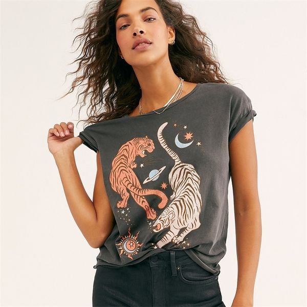jastie casual animal printed tee summer female short sleeve o neck cotton shirts vintage chic streetwear t shirts women 210315, White
jastie casual animal printed tee summer female short sleeve o neck cotton shirts vintage chic streetwear t shirts women 210315, White