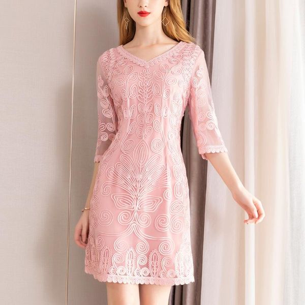 casual dresses runway spring 2021 women office lady floral dress ladies lace v neck party plus size knee length summer, Black;gray
casual dresses runway spring 2021 women office lady floral dress ladies lace v neck party plus size knee length summer, Black;gray