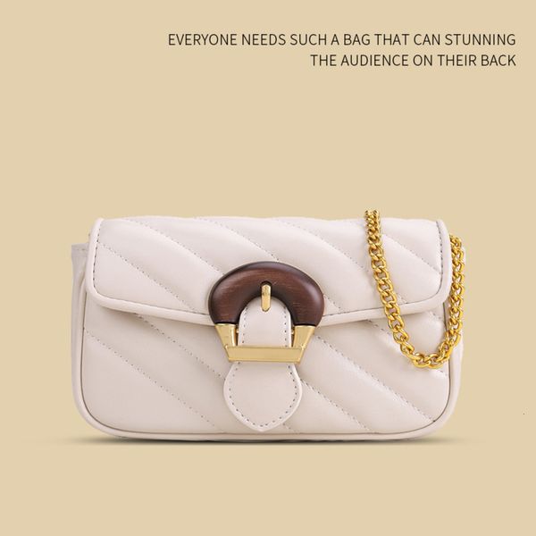 minority light luxury ins women's bag small fragrance embroidered thread chain high sense menger mini bag 2021 trend
minority light luxury ins women's bag small fragrance embroidered thread chain high sense menger mini bag 2021 trend