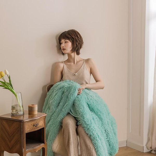 simple solid color peacock fleece blanket office shawl cover leg warm blanket single siesta coral fleece
simple solid color peacock fleece blanket office shawl cover leg warm blanket single siesta coral fleece