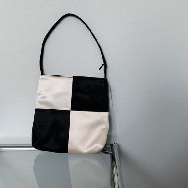 evening bags retro plaid women small shoulder bag luxury satin female mini tote handle fashion pouch ladies clutch purse handbags
evening bags retro plaid women small shoulder bag luxury satin female mini tote handle fashion pouch ladies clutch purse handbags