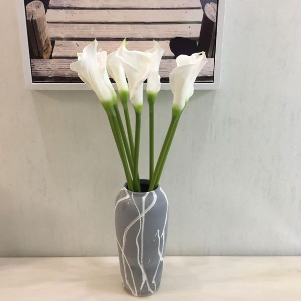 supply of goods long support pu calla lily model silk flower bridal bouquet wedding design soft decoration
supply of goods long support pu calla lily model silk flower bridal bouquet wedding design soft decoration