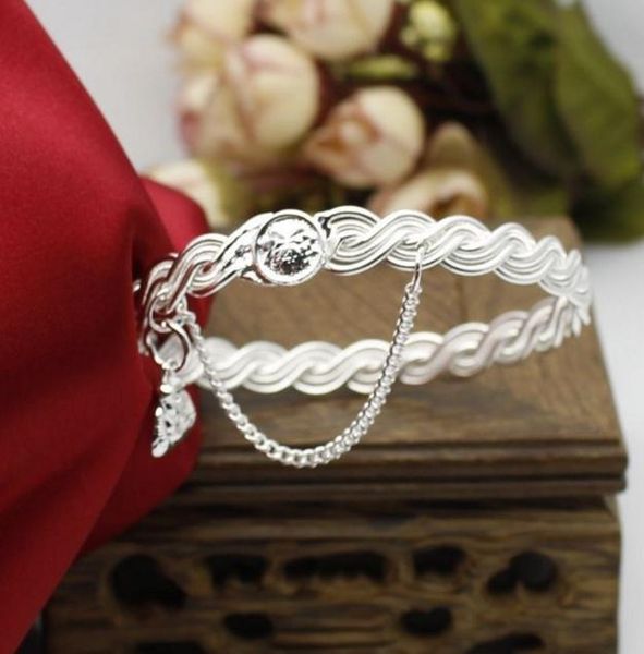 bangle anglang elegant women silver colour twist design adjustable charm vintage friendship jewelry gifts, Black
bangle anglang elegant women silver colour twist design adjustable charm vintage friendship jewelry gifts, Black