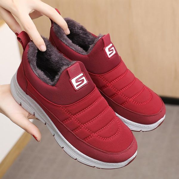 boots winter cotton shoes plus velvet thickening to keep warm, old beijing shoes, walking women snow boots, mother, Black
boots winter cotton shoes plus velvet thickening to keep warm, old beijing shoes, walking women snow boots, mother, Black