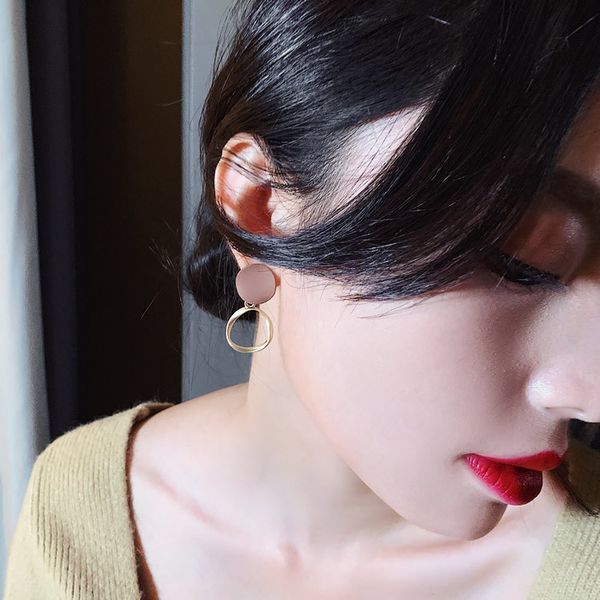wholesale-japanese and south korean style fashion cute 18k gold plated wave shape baking paint matte khaki earring, Golden;silver
wholesale-japanese and south korean style fashion cute 18k gold plated wave shape baking paint matte khaki earring, Golden;silver