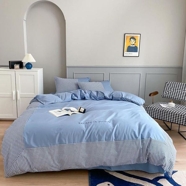 cotton series sapphire blue bedding set thousand bird plaid duvet cover set fashion bed sheet 1.5/1.8/2.0m bed 2 pillowcases
cotton series sapphire blue bedding set thousand bird plaid duvet cover set fashion bed sheet 1.5/1.8/2.0m bed 2 pillowcases