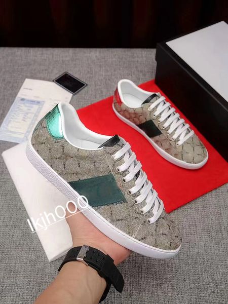 2021 classic men's and women's fashion casual slippers 2020 boys and girls printed universal outdoor sneakers size 35-45, Black
2021 classic men's and women's fashion casual slippers 2020 boys and girls printed universal outdoor sneakers size 35-45, Black