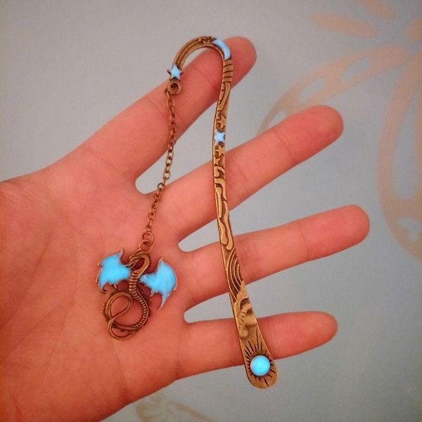 bookmark vintage metal pterosaur pendant handsome beautiful hairpin sun and moon stars grain double color optional 090f
bookmark vintage metal pterosaur pendant handsome beautiful hairpin sun and moon stars grain double color optional 090f