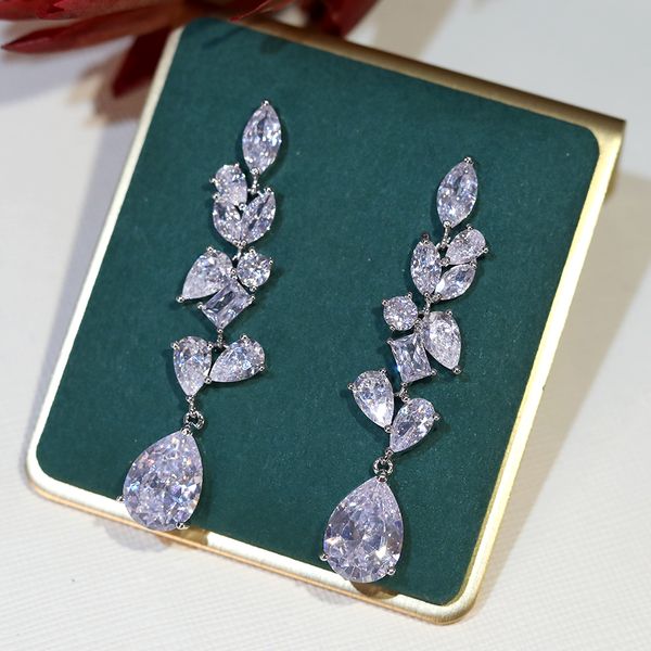 shiny jewelry cubic zirconia crystal pendant long dinner party women's earrings new fashion brazilian, White
shiny jewelry cubic zirconia crystal pendant long dinner party women's earrings new fashion brazilian, White