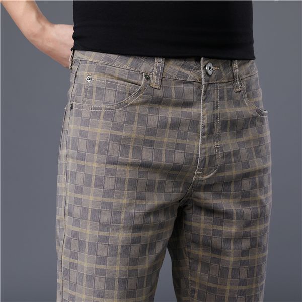 summer 2021 new men's casual plaid shorts stretch cotton fashion business short pants homewear striped arrow panties w9b5, White;black
summer 2021 new men's casual plaid shorts stretch cotton fashion business short pants homewear striped arrow panties w9b5, White;black