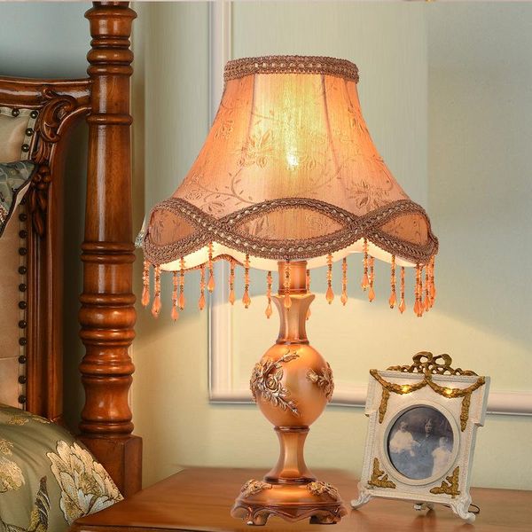 table lamps mini european style retro lamp bedroom warm wedding room bedside luxury living home romantic decoration
table lamps mini european style retro lamp bedroom warm wedding room bedside luxury living home romantic decoration