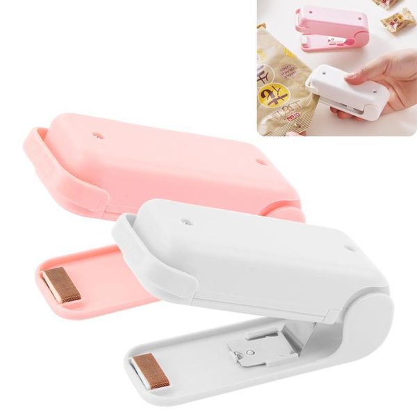bag clips portable mini heat plastic food packaging sealing machine for kitchen storage and organization accessories
bag clips portable mini heat plastic food packaging sealing machine for kitchen storage and organization accessories