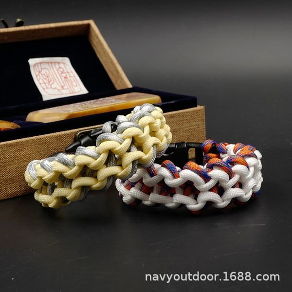 souvenirs hand catenary shunfenger bracelet pure woven umbrella rope most functional s
souvenirs hand catenary shunfenger bracelet pure woven umbrella rope most functional s