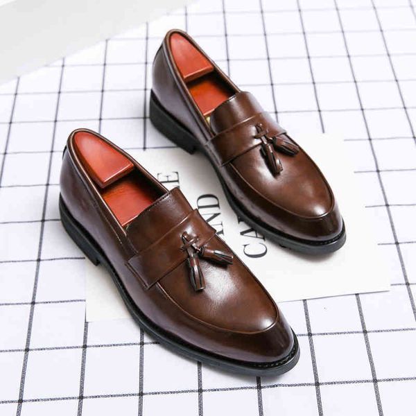 dress shoes men's shoes trend of the solid color fashion put slip in tyle comfortable low heel decoration casual business ks007 eoo1, Black
dress shoes men's shoes trend of the solid color fashion put slip in tyle comfortable low heel decoration casual business ks007 eoo1, Black
