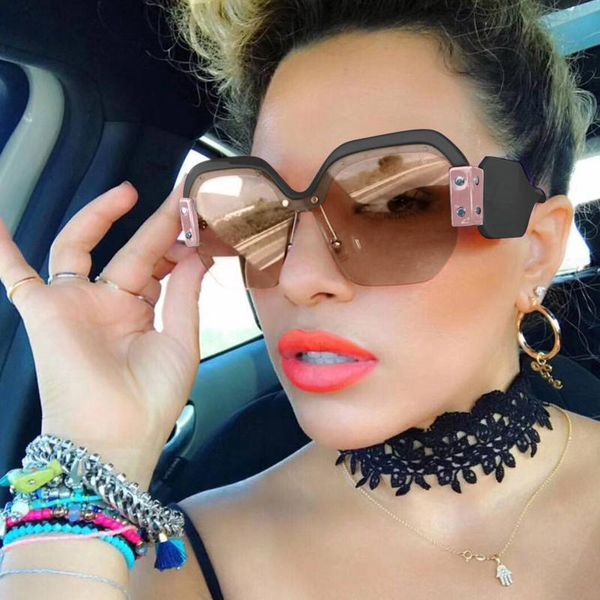 outdoor eyewear 2021 style luxury big frame sunglasses brand designer metal fashion woman in stock
outdoor eyewear 2021 style luxury big frame sunglasses brand designer metal fashion woman in stock