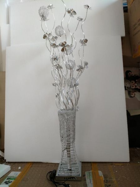 beautiful vase floor lamp brief fashion house lighting handmade aluminum wire floor light red,gold,purple,silver,black led lamp
beautiful vase floor lamp brief fashion house lighting handmade aluminum wire floor light red,gold,purple,silver,black led lamp