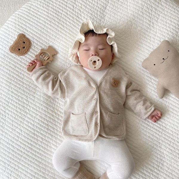 jackets 2021 autumn baby bear print cardigan for boy kids casual jacket coat cotton born infant girl children clothing, Blue;gray
jackets 2021 autumn baby bear print cardigan for boy kids casual jacket coat cotton born infant girl children clothing, Blue;gray