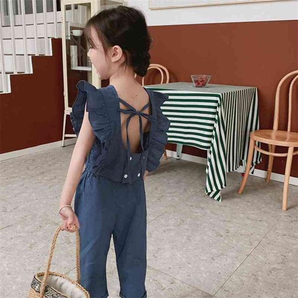 summer girls' clothing sets cotton and linen flying sleeves halter + nine-point pants 2pcs baby kids children clothes suit 210625, White 
summer girls' clothing sets cotton and linen flying sleeves halter + nine-point pants 2pcs baby kids children clothes suit 210625, White