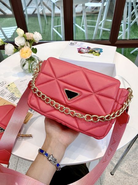 classic woman hand bags genuine leather flap clutch shoulder small female package lamb purse gold chain fashion bag wholesale a7
classic woman hand bags genuine leather flap clutch shoulder small female package lamb purse gold chain fashion bag wholesale a7
