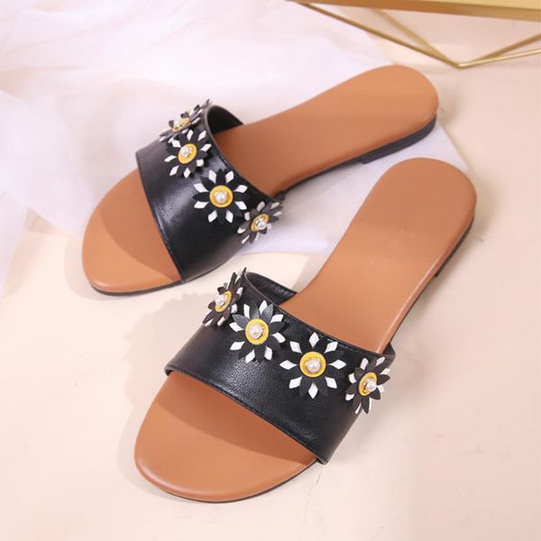 slippers appliques antiskid flat bathroom open toe slip on woman beach shoes women sandals outside pearl flower slides mujer2021, Black
slippers appliques antiskid flat bathroom open toe slip on woman beach shoes women sandals outside pearl flower slides mujer2021, Black
