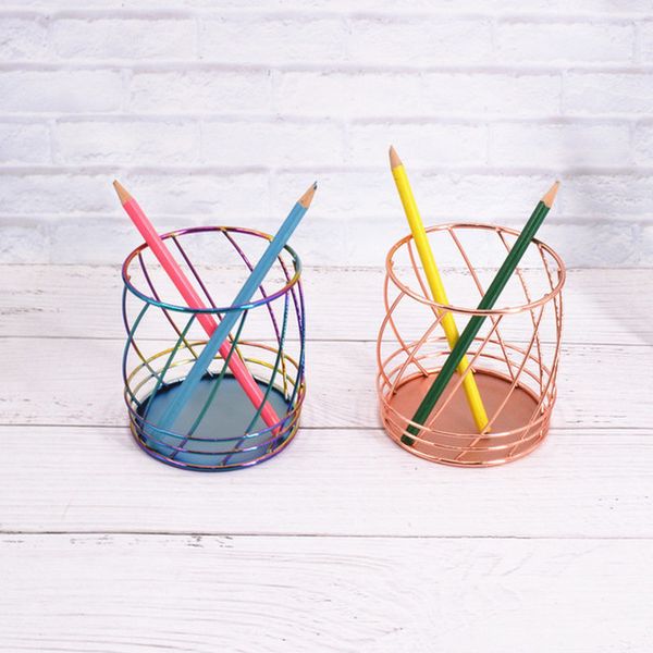 rose gold pot metals wire net to potlood holder iron round gas pen cup make storage containers desk organizer letterhead
rose gold pot metals wire net to potlood holder iron round gas pen cup make storage containers desk organizer letterhead