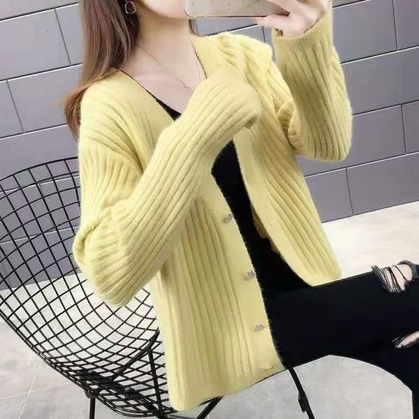luxury women's jackets frh lovely godds fan gentle sweater women's autumn and winter 2021 loose solid color knitted cardigan coat, Black;brown
luxury women's jackets frh lovely godds fan gentle sweater women's autumn and winter 2021 loose solid color knitted cardigan coat, Black;brown