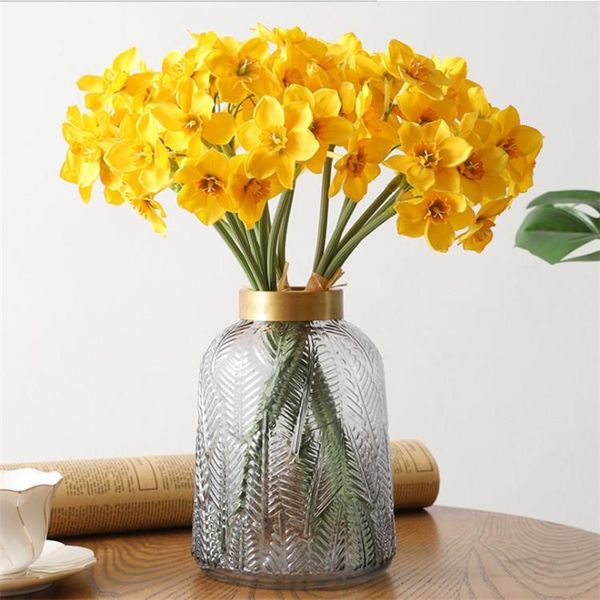 6 simulation white daffodils fake flowers 3d printing silk cloth holding wedding table autumn pastoral home decoration yellow
6 simulation white daffodils fake flowers 3d printing silk cloth holding wedding table autumn pastoral home decoration yellow
