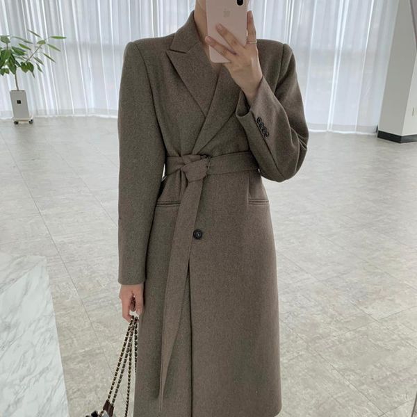 women's jackets korean chic autumn and winter french elegant suit collar side two button lace up waist long wool coat, Black;brown
women's jackets korean chic autumn and winter french elegant suit collar side two button lace up waist long wool coat, Black;brown