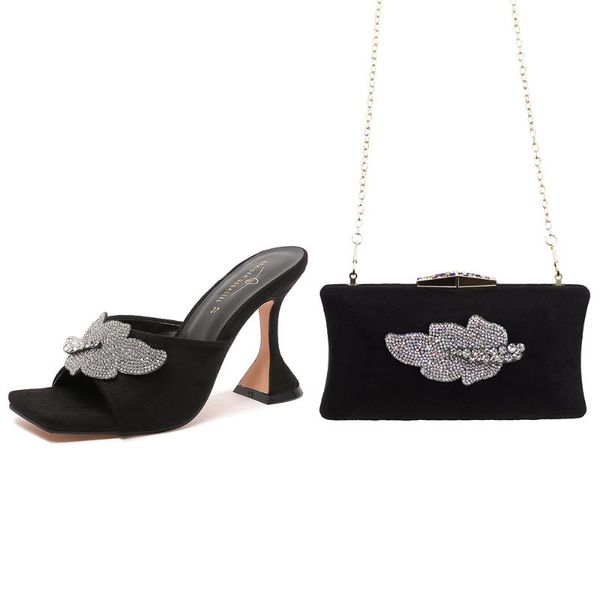dress shoes 926-3 solid black women mules sandals with purse to match party pumps heels and bag italy style luxury shoe set
dress shoes 926-3 solid black women mules sandals with purse to match party pumps heels and bag italy style luxury shoe set
