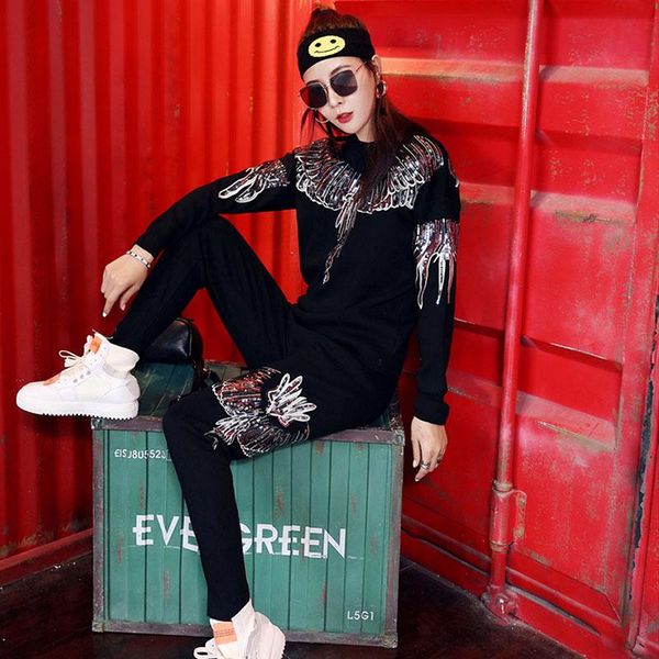 black manual sequins knitted two-piece suits female casual loose round neck long sleeves pullover long pants women knitwear sets, White
black manual sequins knitted two-piece suits female casual loose round neck long sleeves pullover long pants women knitwear sets, White