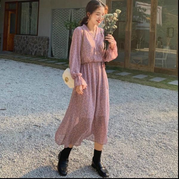 women chiffon dress 2021 spring summer new fashion female long sleeve vintage print floral a line dress loose casual dresses, Black;gray
women chiffon dress 2021 spring summer new fashion female long sleeve vintage print floral a line dress loose casual dresses, Black;gray