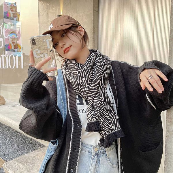 autumn fashionable zebra stripe scarf for men and women in winter with korean imitation cashmere warm student scarf, Blue;gray
autumn fashionable zebra stripe scarf for men and women in winter with korean imitation cashmere warm student scarf, Blue;gray