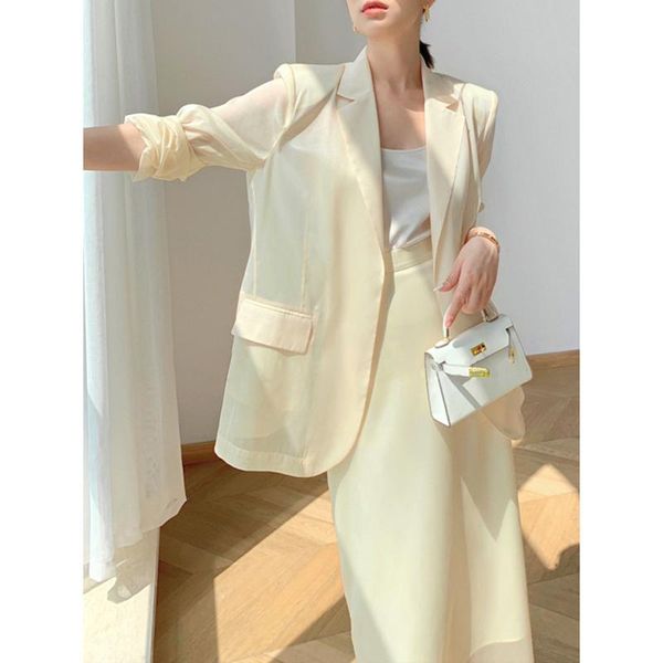 women's suits & blazers 2021 summer temperament commuting two piece suit sunscreen coat elegant skirt business woman, White;black
women's suits & blazers 2021 summer temperament commuting two piece suit sunscreen coat elegant skirt business woman, White;black
