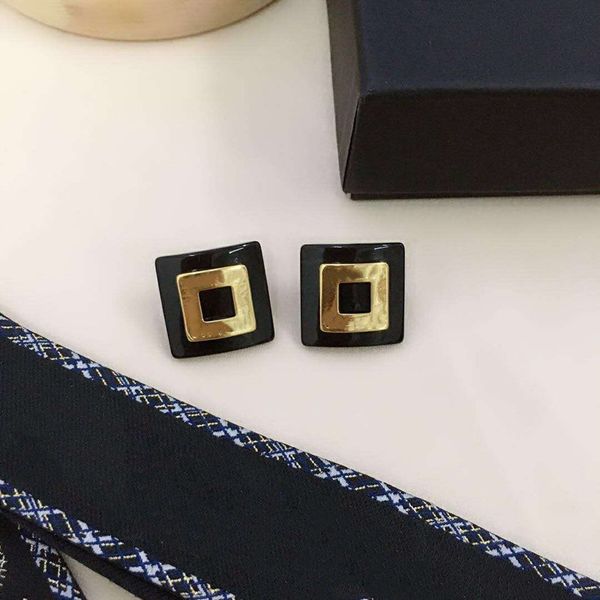 charm 925 silver needle black gold small c wind earrings female 2021 new fashion square design minority personalized, Golden
charm 925 silver needle black gold small c wind earrings female 2021 new fashion square design minority personalized, Golden