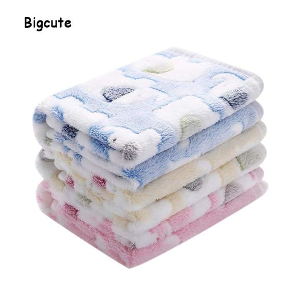 warm large pet dog sleeping mattress blankets super soft fluffy premium coral fleece pet blanket flannel throw for dog puppy cat
warm large pet dog sleeping mattress blankets super soft fluffy premium coral fleece pet blanket flannel throw for dog puppy cat