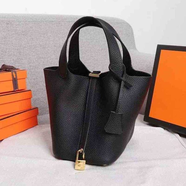 hanghhangbag luxury designer fashion hand handbag handbags backpack wallet purse shoulder crossbody tote bags mini bag leather grad
hanghhangbag luxury designer fashion hand handbag handbags backpack wallet purse shoulder crossbody tote bags mini bag leather grad