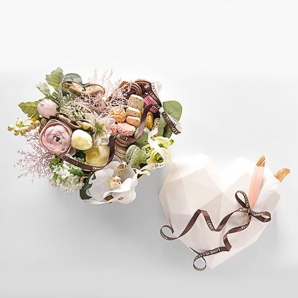 florist boxes candy boxes heart shaped box roses packaging for gifts christmas flower gift wedding decoration
florist boxes candy boxes heart shaped box roses packaging for gifts christmas flower gift wedding decoration