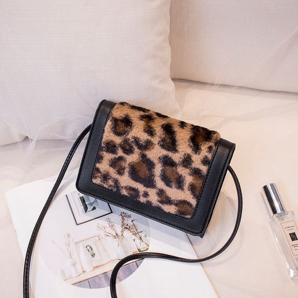 women leather plush splice shoulder bags leopard patchwork crossbody messenger bag hasp small square bag fashion female handbag
women leather plush splice shoulder bags leopard patchwork crossbody messenger bag hasp small square bag fashion female handbag