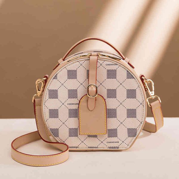 handbag small round bag 2021 korean fashion high-capacity cake personalized chessboard lattice single shoulder diagonal span, Black;red
handbag small round bag 2021 korean fashion high-capacity cake personalized chessboard lattice single shoulder diagonal span, Black;red