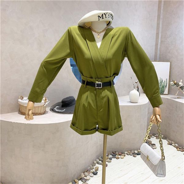 women's tracksuits clothing 2021 autumn korean style v-neck suit jacket and high-waist wide-leg shorts temperament casual two-piece, Gray
women's tracksuits clothing 2021 autumn korean style v-neck suit jacket and high-waist wide-leg shorts temperament casual two-piece, Gray